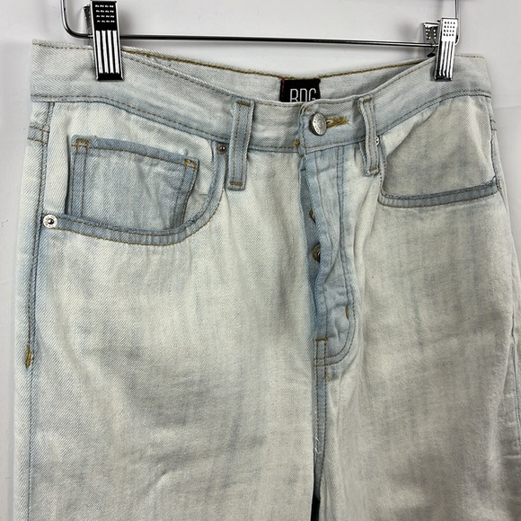 Urban Outfitter BDG Straight Fit Light Wash Relaxed Straight Jeans Size 28 - Picture 6 of 10